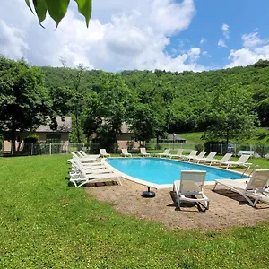  Hébergement de vacances Village 17 Gites, Piscine, Restaurant , 2 Avec Spa, 3km De
